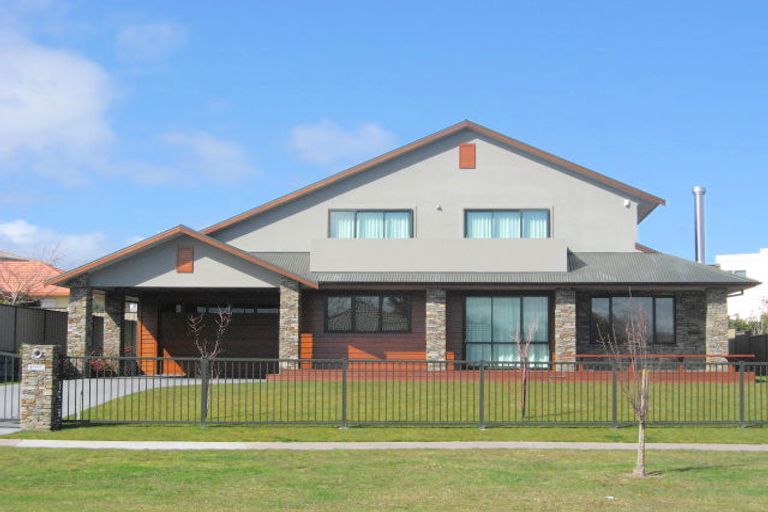 Photo of property in 51 Stanley Street, Wharewaka, Taupo, 3330