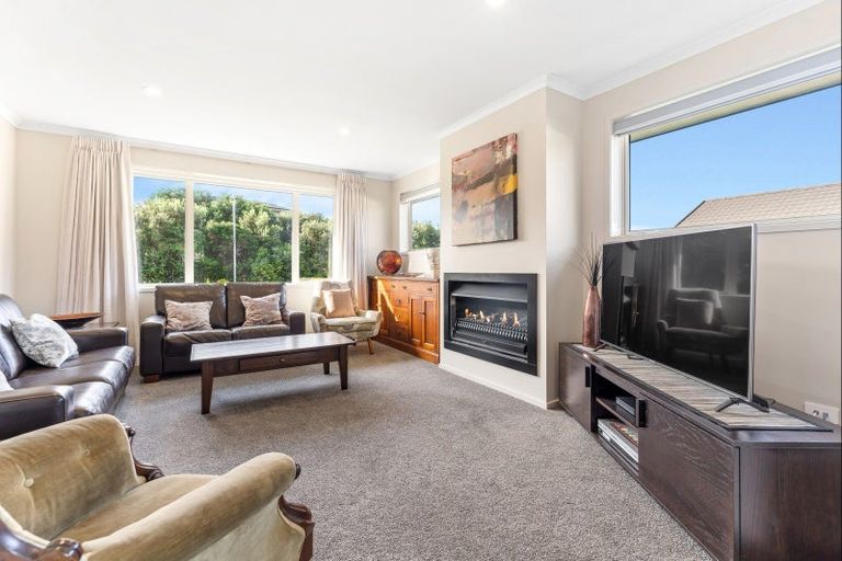 Photo of property in 20 Kokihi Lane, Snells Beach, 0920