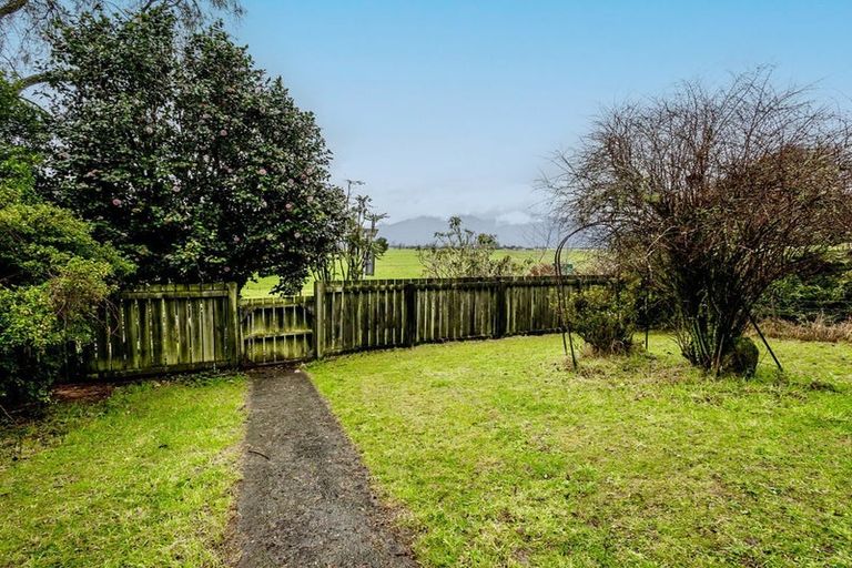 Photo of property in 9 Main Road, Harihari, 7884