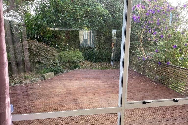 Photo of property in 2/17 Kells Place, Botany Downs, Auckland, 2010