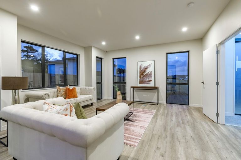 Photo of property in 7 Dida Park Drive, Kumeu, 0810