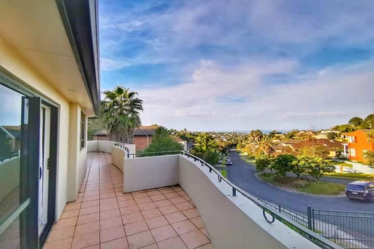 Photo of property in 55 Penguin Drive, Murrays Bay, Auckland, 0630