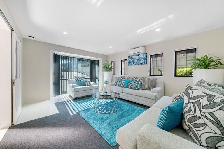 Photo of property in 57a Halver Road, Hillpark, Auckland, 2102