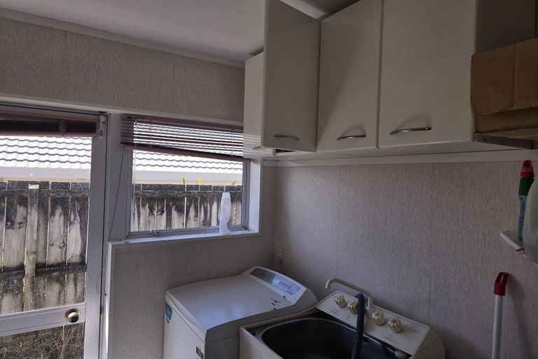 Photo of property in 15 Picasso Drive, West Harbour, Auckland, 0618