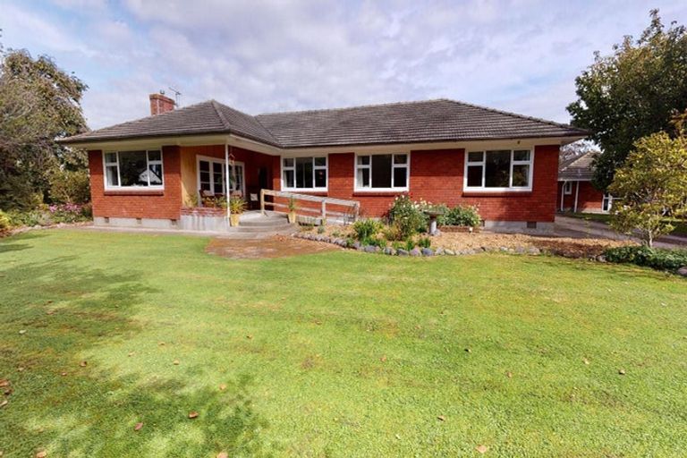 Photo of property in 2 Hackett Street, Whanganui East, Whanganui, 4500
