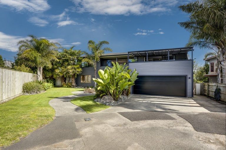 Photo of property in 2 Anthony Place, Bay View, Napier, 4104