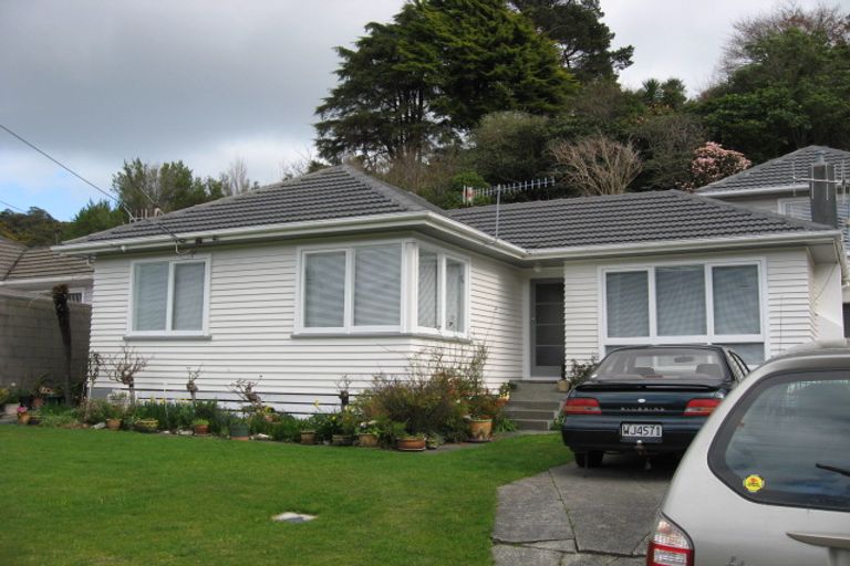 Photo of property in 153 Wellington Road, Wainuiomata, Lower Hutt, 5014