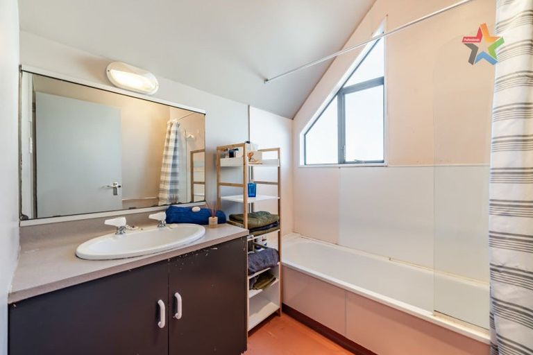 Photo of property in 5/72 Waiwhetu Road, Waiwhetu, Lower Hutt, 5010