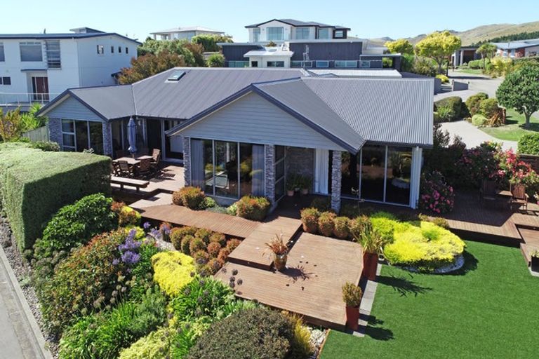 Photo of property in 9 Kenmure Drive, Huntsbury, Christchurch, 8022