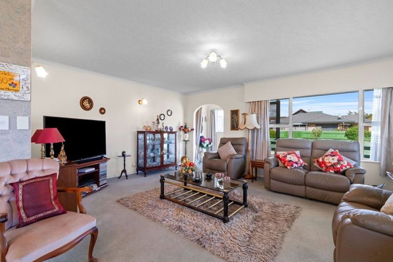 Photo of property in 154 Winchester Street, Levin, 5510