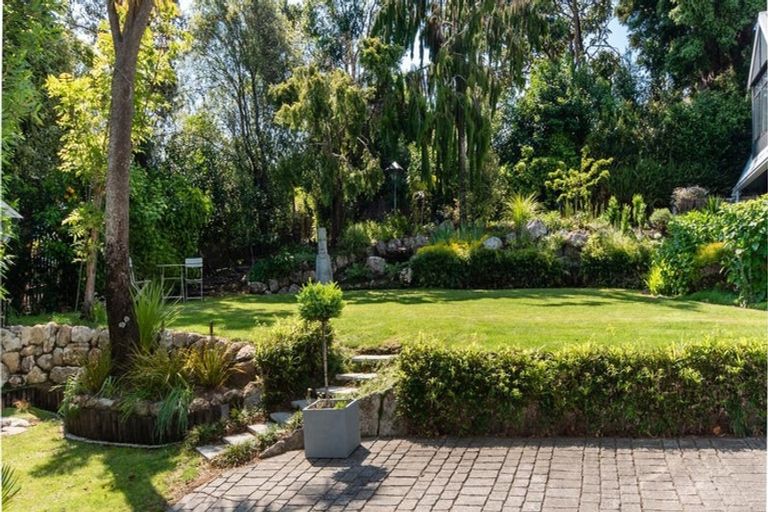 Photo of property in 56 Muritai Crescent, Havelock North, 4130