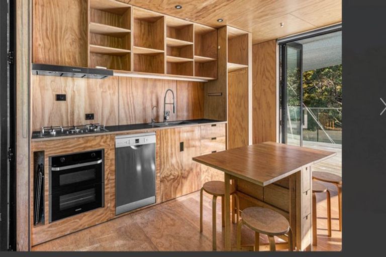 Photo of property in 16 Taranga Road, Langs Beach, Waipu, 0582