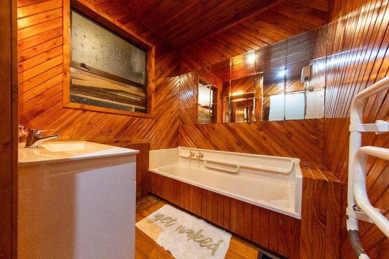 Photo of property in 9 Cook Drive, Whitianga, 3510