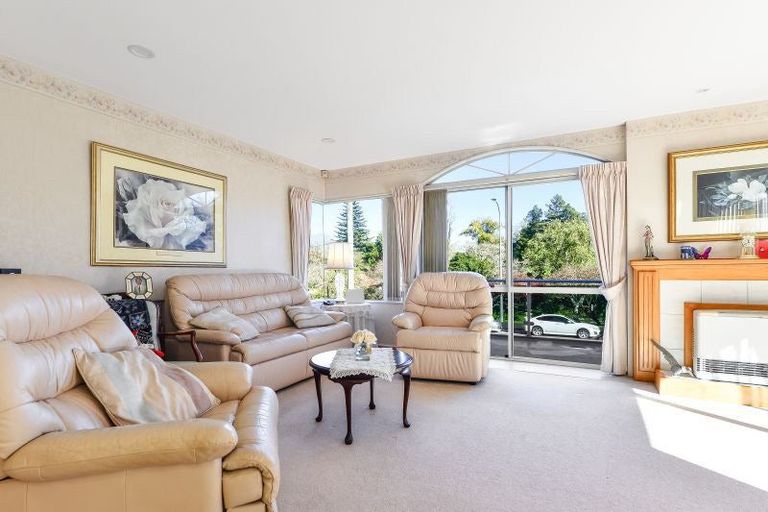 Photo of property in 68 Memorial Drive, Hamilton East, Hamilton, 3216