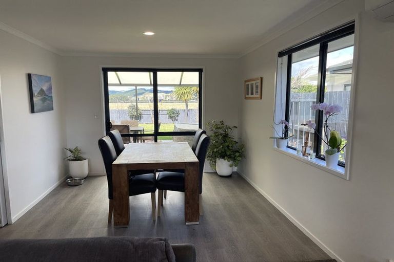 Photo of property in 46 Oreti Crescent, Papamoa Beach, Papamoa, 3118