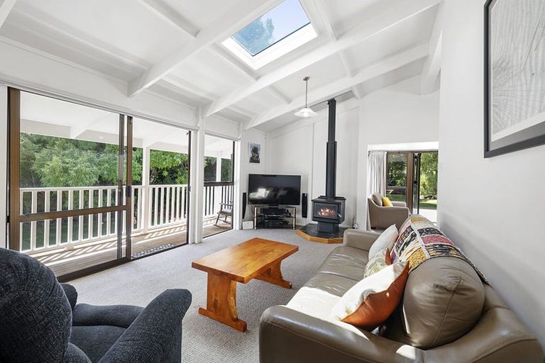 Photo of property in 359a Tukapa Street, Hurdon, New Plymouth, 4310