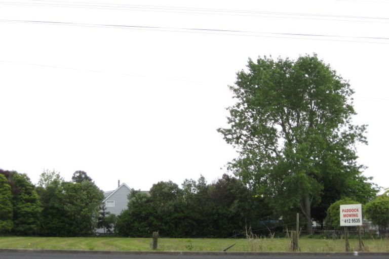 Photo of property in 397 Main Road, Huapai, Kumeu, 0810