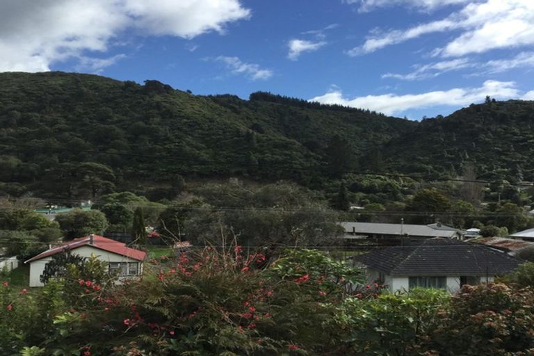 Photo of property in 106 Akatarawa Road, Birchville, Upper Hutt, 5018