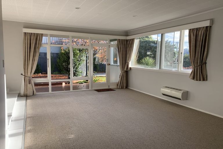 Photo of property in 6 Bannister Place, Ilam, Christchurch, 8053