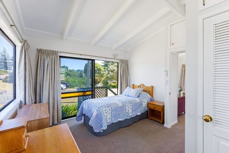 Photo of property in 19 Dixie Street, Te Horo Beach, Otaki, 5581