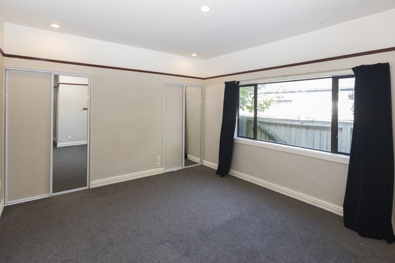 Photo of property in 30 Hamilton Avenue, Ilam, Christchurch, 8041