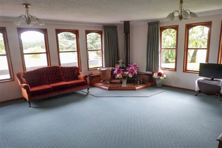 Photo of property in 339 Oteramika Road, Seaward Bush, Invercargill, 9871