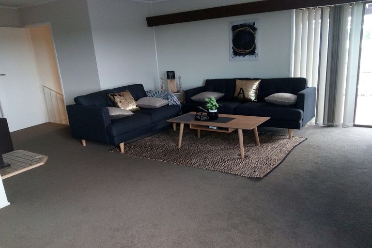 Photo of property in 5 Magellan Place, Papatoetoe, Auckland, 2025