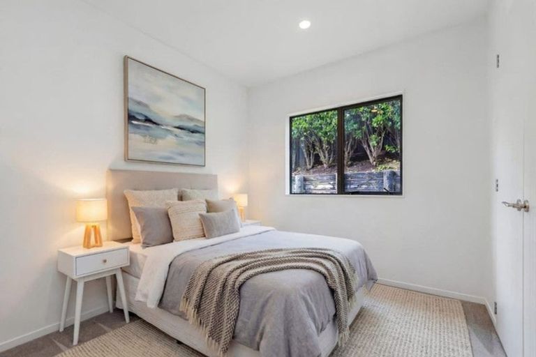 Photo of property in 33 Woodridge Drive, Stanmore Bay, Whangaparaoa, 0932