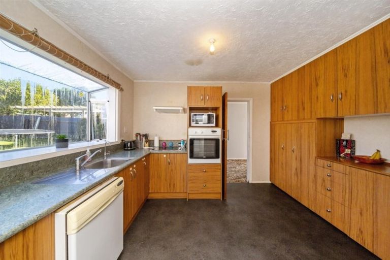 Photo of property in 23 Campbell Street, Hawera, 4610
