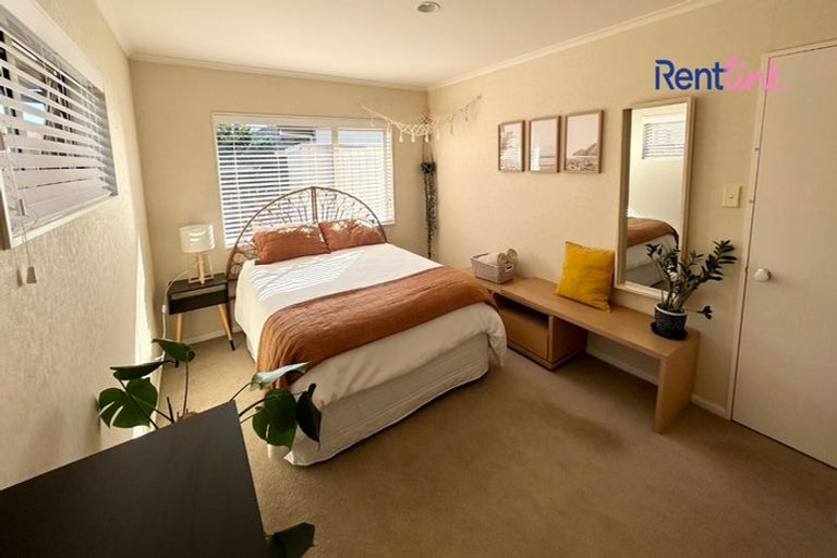 Photo of property in 2 Grevillea Place, Mount Maunganui, 3116