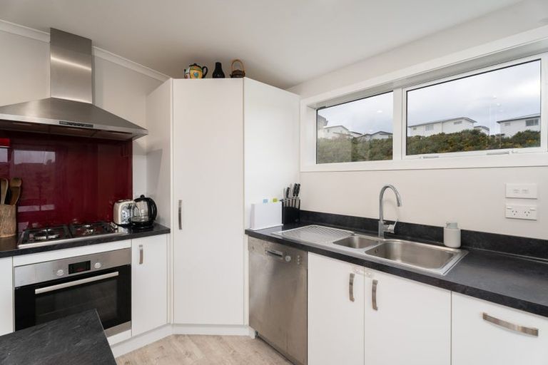 Photo of property in 17 Belize Grove, Grenada Village, Wellington, 6037