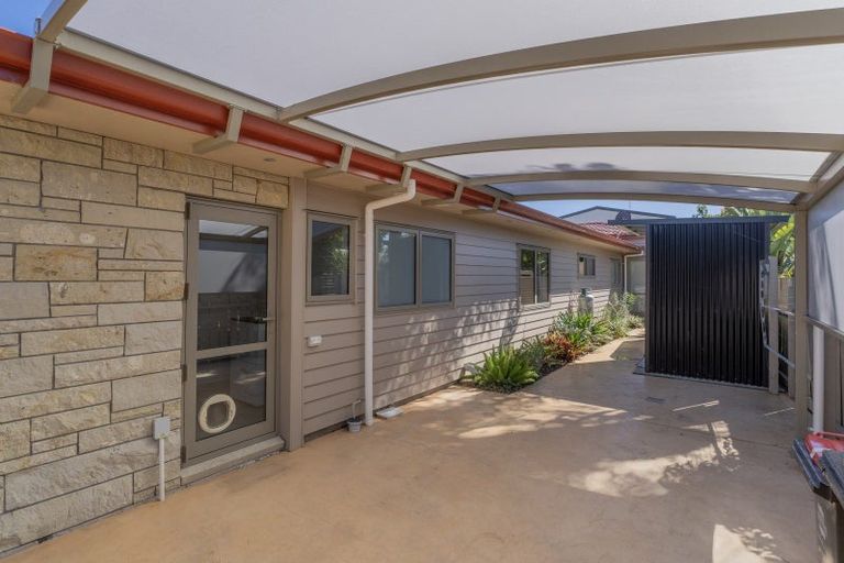 Photo of property in 79 Robinson Road, Whitianga, 3510