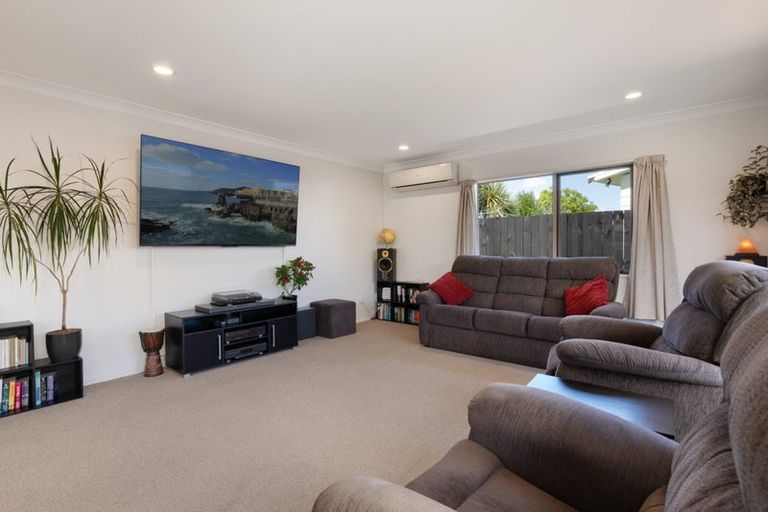 Photo of property in 56c Hartford Avenue, Papamoa Beach, Papamoa, 3118