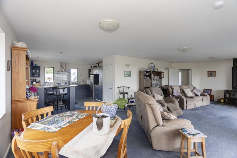 Photo of property in 31 Burnett Street, Kakanui, Oamaru, 9495