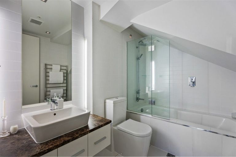 Photo of property in Heards Building, 303/2 Ruskin Street, Parnell, Auckland, 1052