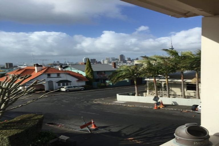 Photo of property in 4 Amiria Street, Saint Marys Bay, Auckland, 1011