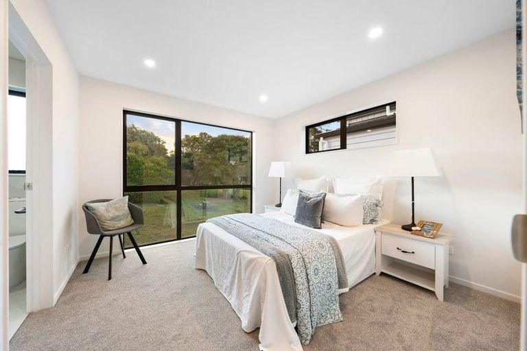 Photo of property in 5/30a Tirimoana Road, Te Atatu South, Auckland, 0602