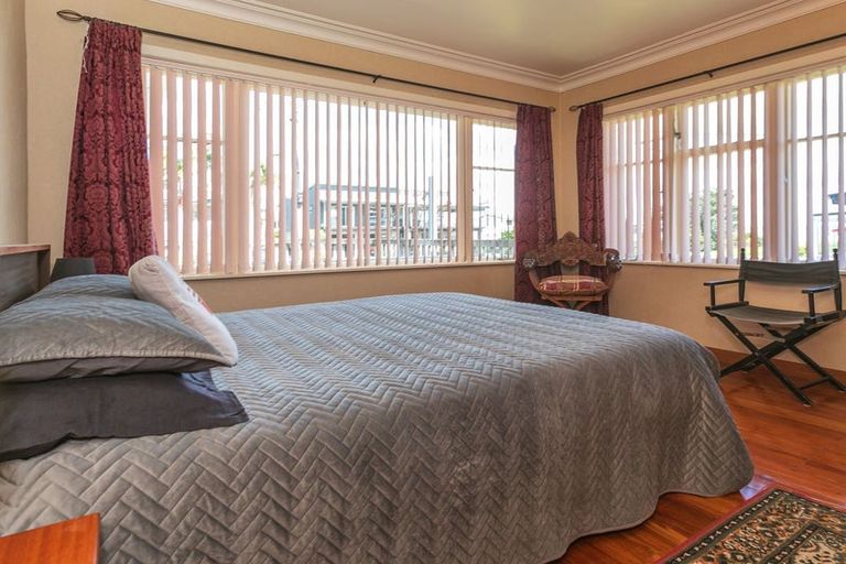 Photo of property in 18 Tatahi Street, Te Puru, Thames, 3575