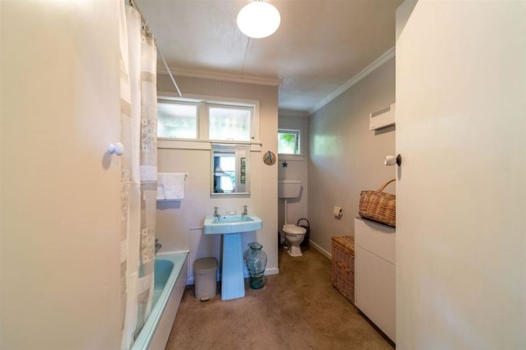 Photo of property in 4 Panorama Terrace, Queenstown, 9300