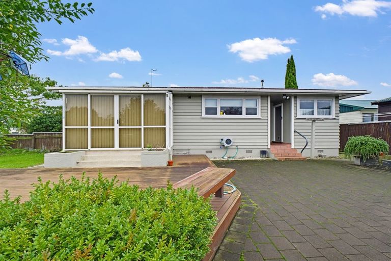 Photo of property in 32 Langley Avenue, Milson, Palmerston North, 4414