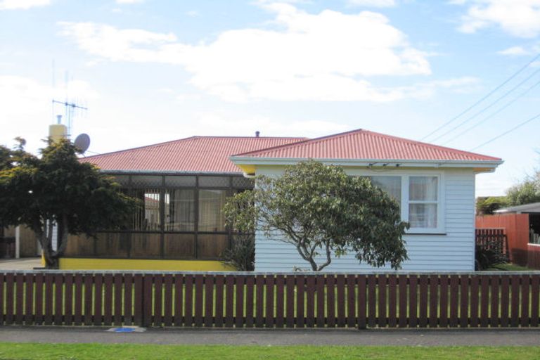 Photo of property in 23 Meadowvale Drive, Levin, 5510