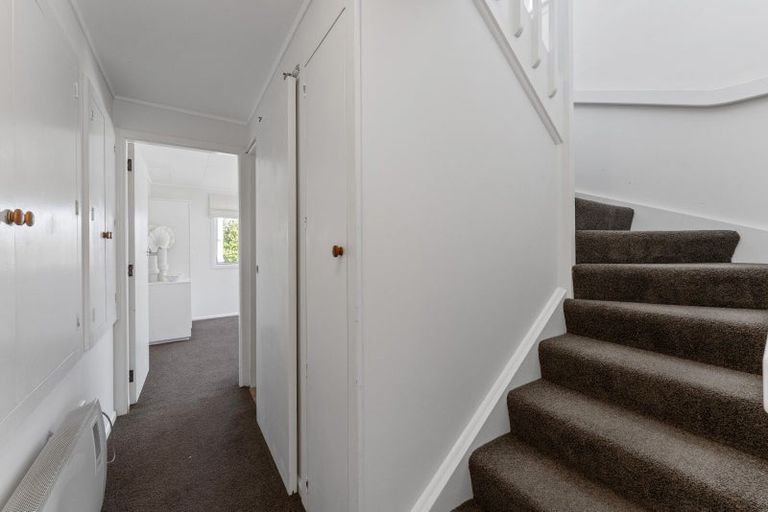 Photo of property in 21 Sunset Street, Hilltop, Taupo, 3330