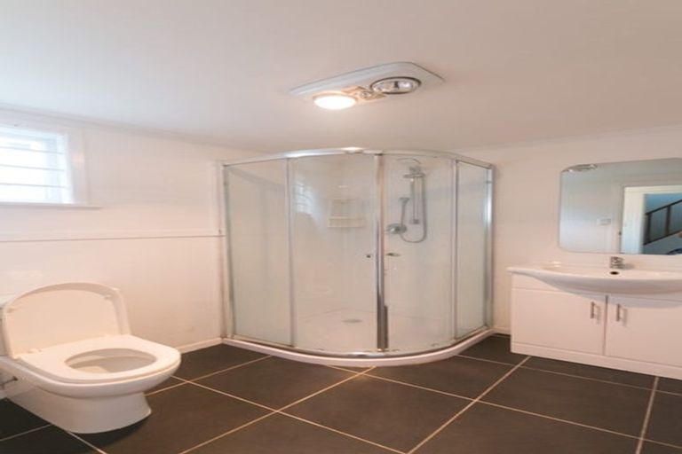 Photo of property in 86 Moa Road, Point Chevalier, Auckland, 1022