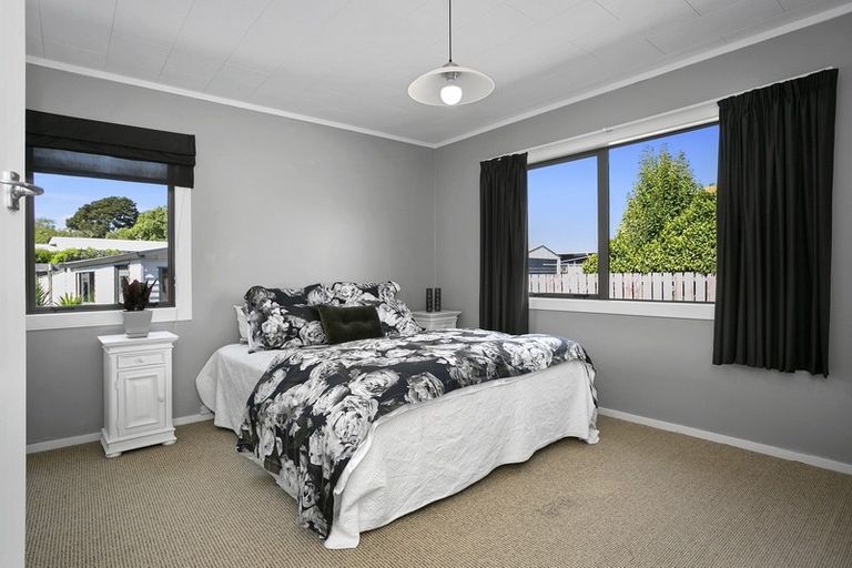 Photo of property in 45 Byron Street, Leamington, Cambridge, 3432