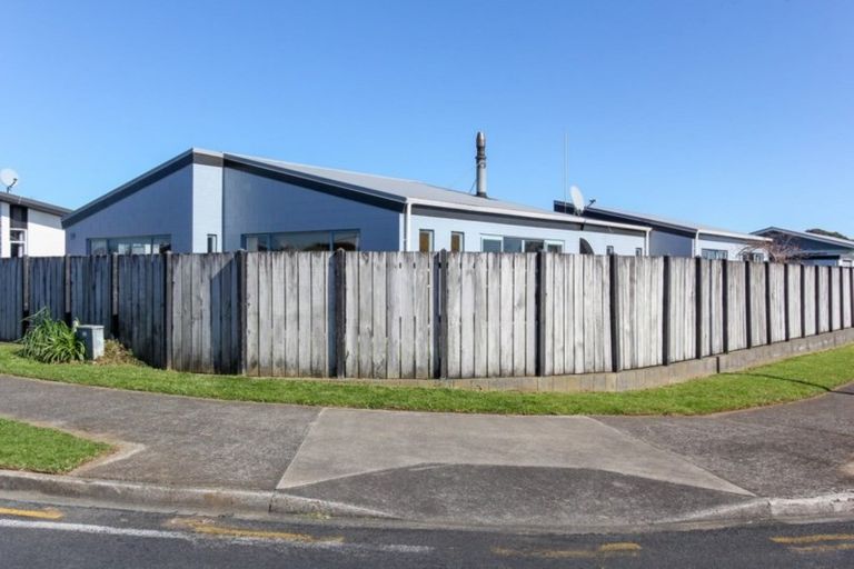 Photo of property in 19 Mangati Road, Bell Block, New Plymouth, 4312