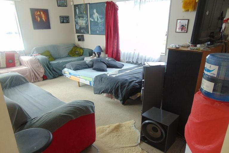 Photo of property in 1/10 Ebenezer Way, Clendon Park, Auckland, 2103