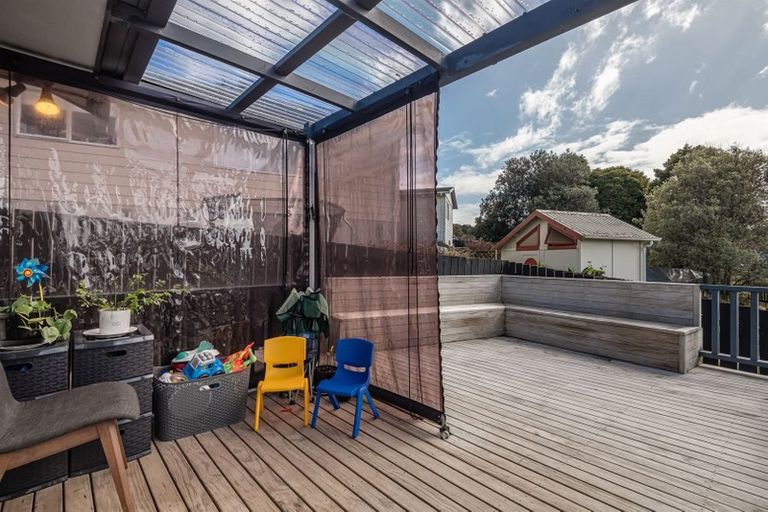 Photo of property in 3/41 Elizabeth Drive, West Harbour, Auckland, 0618