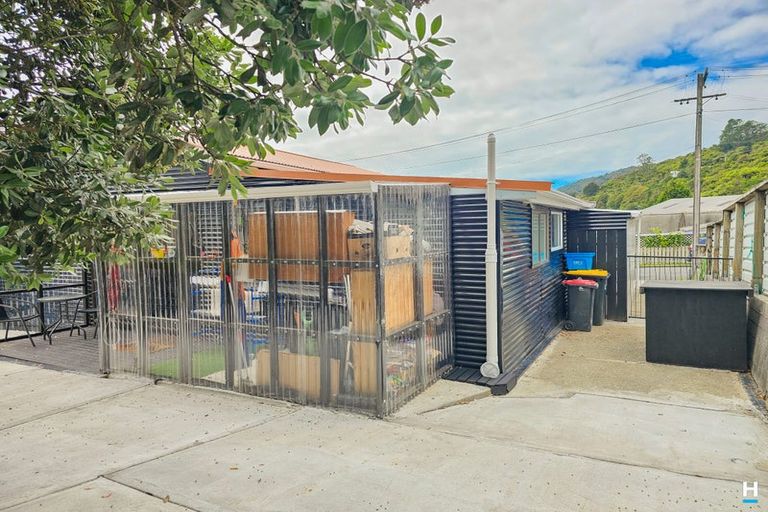 Photo of property in 6 Rochfort Street, Greymouth, 7805