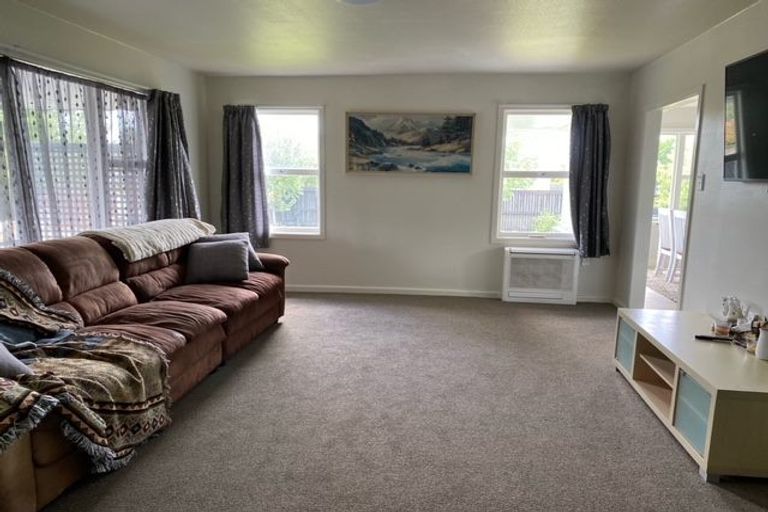 Photo of property in 3 Clayton Road, Amberley, 7410