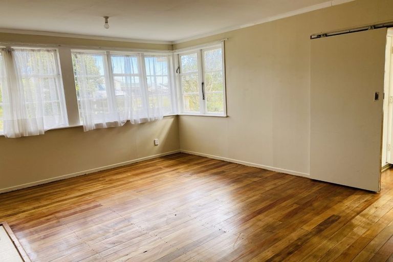 Photo of property in 13 Miranda Street, Cannons Creek, Porirua, 5024